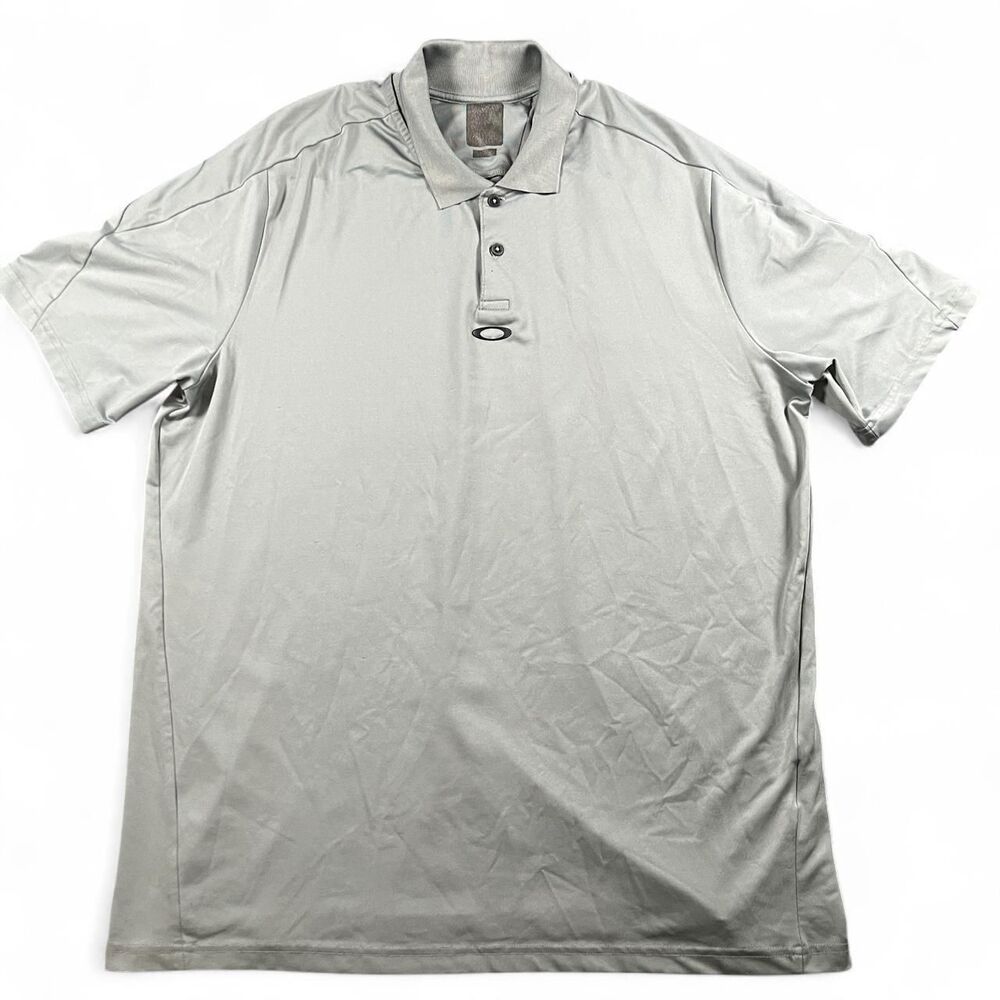 Oakley Men's Grey and Silver Polo-shirts